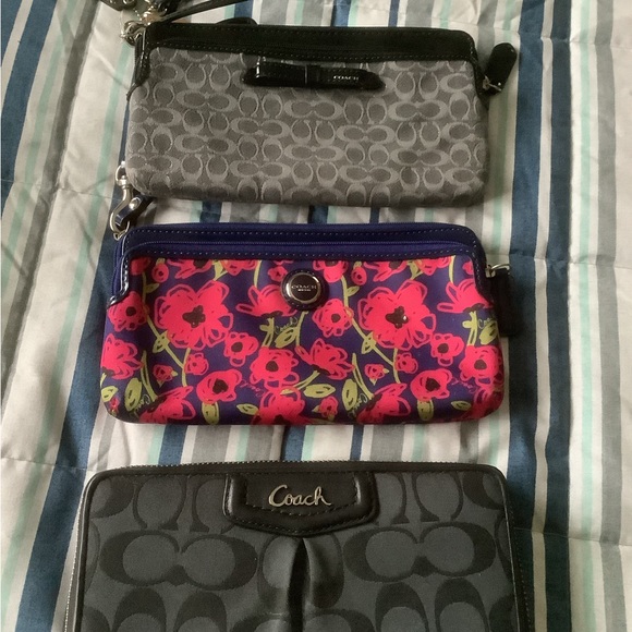 3 Coach Wallets - Picture 2 of 2